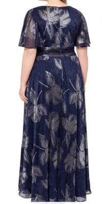 Diseño azul marino para mujer Foto 1 de 4