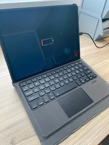 Apple iPad Pro 11-inch (3rd generation) A2460 256 GB, Wi-Fi + 5G, 11 in - Space - Picture 1 of 8