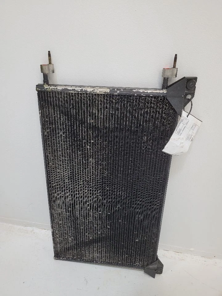 GMC SIERRA 2500 1999-2014 camioneta 4,3 L condensador de aire acondicionado 99-14 20913751 Foto 1 de 4