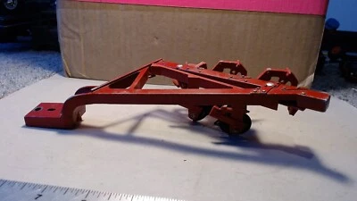 Disco rojo/arado IH/repuestos/chatarra escala 1:16 sin marca Foto 1 de 3