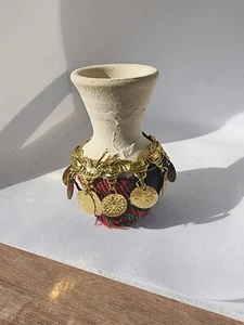 Vintage wedding vase with Palestinian heritage embroidery Palestinian... - Picture 1 of 9