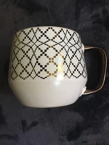Nice Large Stoneware White Gold Coffee Tea Cup Mug Dishwasher Microwave Safe - Picture 1 of 5