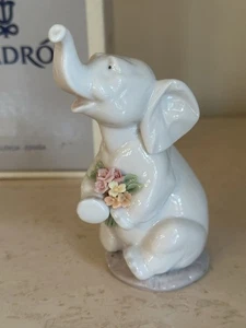 Figura Lladro España ELEFANTE Con FLORES "Lucky in Love" 6462 ¡En CAJA! - Imagen 1 de 16