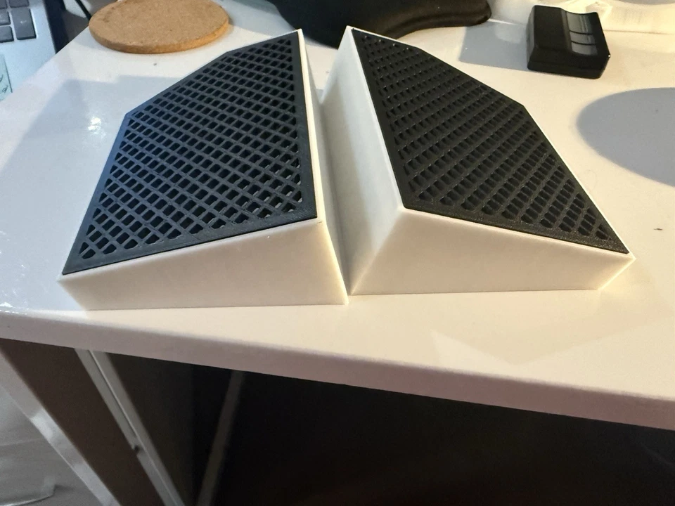 Altavoces compatibles con tweeters de 4-1/2" medios de 2" vendidos individualmente Foto 1 de 3