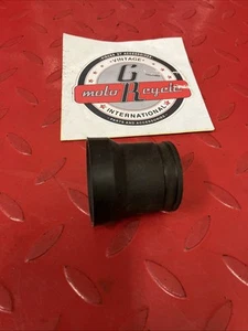 Honda CR250R 1985 Silencer mid pipe muffler rubber mount - Picture 1 of 4