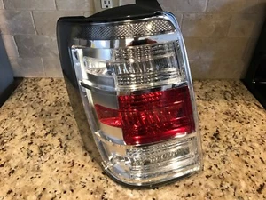 2008-2011 Mercury Mariner Tail Light Left (driver side) OEM, COMPLETE - Bild 1 von 5