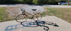 NISHIKI 27" Olympic Womans Touring Bike 53cm 10 speed - Picture 1 of 9