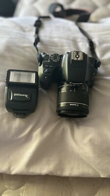 Cámara digital Canon EOS Rebel SL2 24,2 mega píxeles SLR - negra Foto 1 de 2