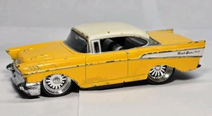  HOT WHEELS CUSTOM CLASSICS 1957 CHEVY BEL AIR 57 #4/7 RUBBER TIRES  - Picture 1 of 7