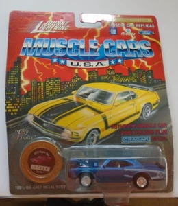 Johnny Lightning Muscle Cars with coin MOPAR 1970 Super Bee 1/64 series 7 - Picture 1 of 3