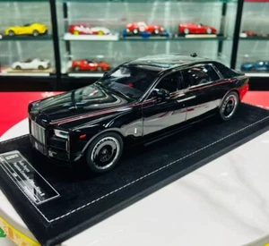 Rolls-Royce Phantom Extended Wheelbase (Gloss Black) [H&H] 1:18 scale - Picture 1 of 6