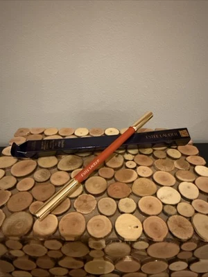 Delineador de labios Estee Lauder Double Wear Stay-In-Place 24H 333 PERSUASIVO - 0,04 oz nuevo Foto 1 de 4