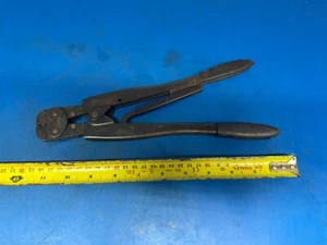 Vintage AMP 47043 CRIMPING TOOL 20-18 TYPE F - Picture 1 of 7