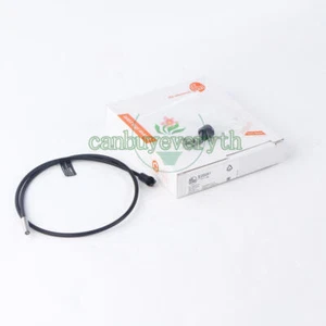 ONE NEW IFM E20051 Fiber Optic Sensor - Picture 1 of 1