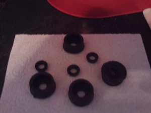 2 x triumph 2000/2500 rear wheel cylinder repair kits - Picture 1 of 1