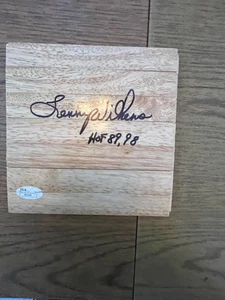 Lenny Wilkins Signed & Autograph Floor JSA COA - Picture 1 of 3