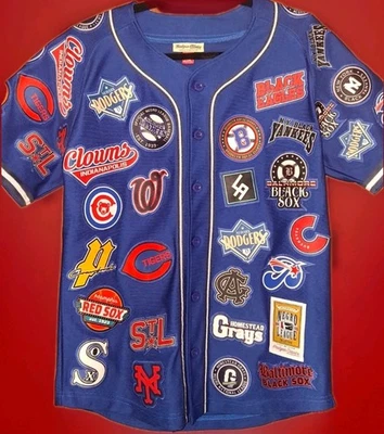 NUEVO SIN ETIQUETAS ENFERMO Tocado Ligas Negras Camiseta de Béisbol Para Hombres XS Collage Gráfico⚾️🏏�$125 Foto 1 de 4