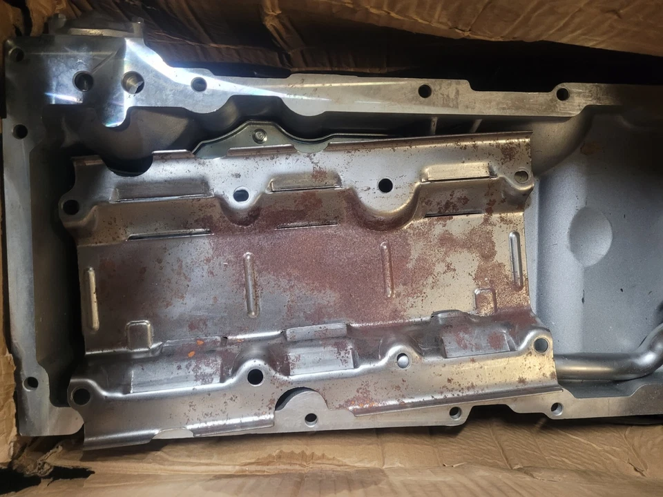 Engine Oil Pan w/ Gasket fit for 2001 Chevrolet Camaro2000 Pontiac Firebird - Image 1 of 1