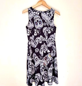 Ärmelloses Schädelkleid klein Midi Shift Retro Zucker schwarz weiß Halloween - Bild 1 von 8