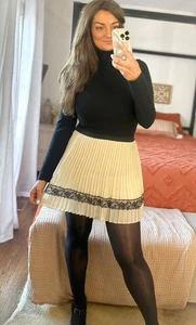 Joe Benbasset Größe Medium beige Chiffon Plissee Spitzenbesatz Minirock - Bild 1 von 2