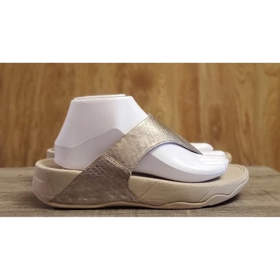 Fitflop Lulu Slip On Thong Sandals Women's Size 8 Snakeskin Gold - Image 1 of 4