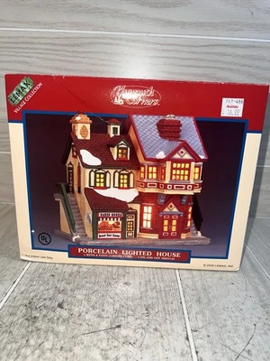 Casa de pueblo de Navidad Lemax Enchanted Forest Plymouth Corners productos horneados Foto 1 de 4