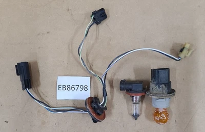 OEM 2009-2012 DODGE RAM 1500 Headlight Wiring Harness Internal Wire Connectors - Image 1 of 4