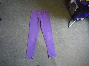 Pantalones de mezclilla Guess Starlet de ajuste ajustado cintura 24"" pierna 27"" púrpura descolorido 12 años - Imagen 1 de 5