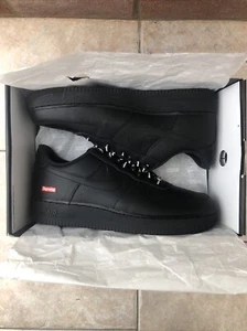 Supreme x Nike Air Force 1 Low Negro UK12 - Imagen 1 de 9
