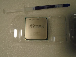Processore CPU AMD RYZEN 5 1600 (AF) 3,2 - 3,6 GHz YD1600BBM6IAF AM4 - Foto 1 di 4