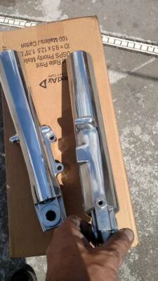 HARLEY DAVIDSON  2000-2013 POLISHED Lower Slider Fork Legs SHAVED SINGLE DISC  - Image 1 of 4