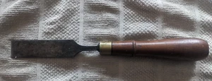 Vintage 1 1/4 inch Buck Brothers cast steel wood chisel - Picture 1 of 12