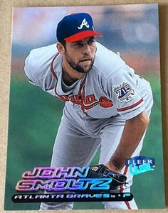 Tarjeta Fleer Ultra #75 John Smoltz Hof 2000 casi nueva-como nueva - Imagen 1 de 2