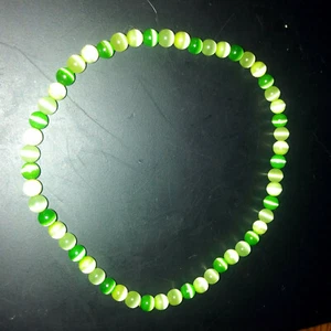 Green/Coffee Faux Cats Eye Apatite Stretch Bracelet 54 - 4mm Beads Estate Sale - Picture 1 of 1
