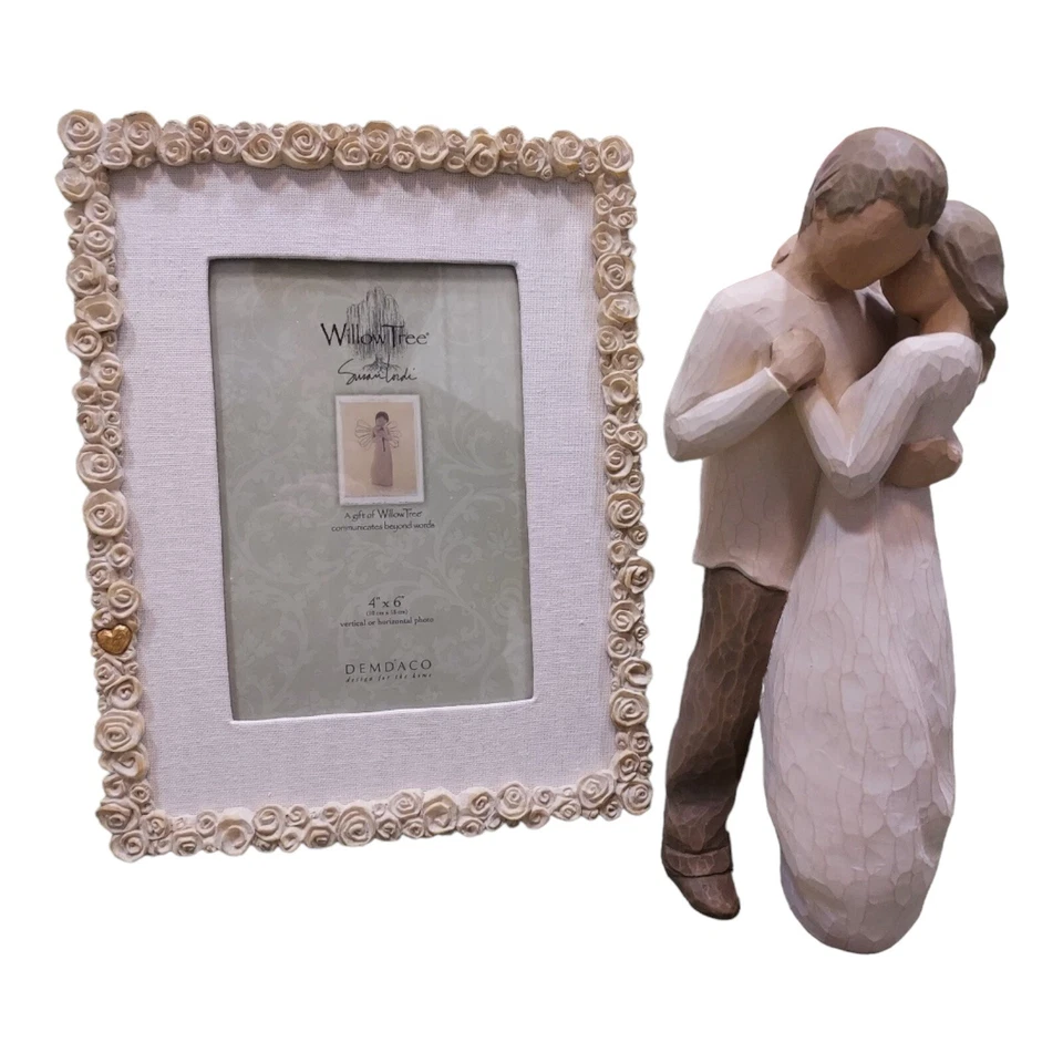 Willow Tree Promise Gift Set / Promise Figurine & Roses Photo Frame 2003 - Image 1 of 4
