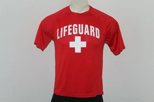 Camiseta para hombre Leslie Jordan roja salvavidas playa costera talla L totalmente nueva tripulación - Imagen 1 de 5