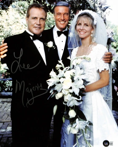 Lee Majors Bionic Ever After “Steve Austin” Signed 11X14 Photograph BAS Cover