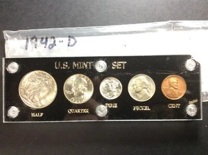 **SUPER SALE ** 1942-D Mint Set - in Capital Plastics Display High Grade Coins - Picture 1 of 13