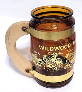 Taza de barril de vidrio marrón de recuerdo vintage "WILDWOOD BY THE SEA" - Imagen 1 de 8