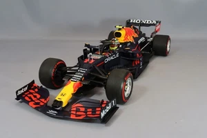 Minichamps 110210711 1/18 Red Bull Honda RB16B #11 Azerbaijan GP 2021 S. Perez - Picture 1 of 8