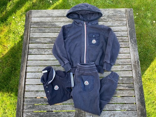SET TUTA MONCLER RAGAZZO ORIGINALE FELPA CON CAPPUCCIO PANTALONI POLO ETÀ 4 MAGLIONE BLU
