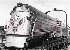 Chicago, Burlington & Quincy (CB&Q) 4001 Streamliner at Denver in 1939 - 8x10 - Picture 1 of 1