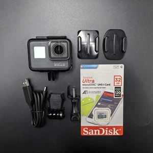 Cámara de acción GoPro HERO 5 4K HD negra con pantalla táctil cámara con tarjeta SD - Imagen 1 de 8