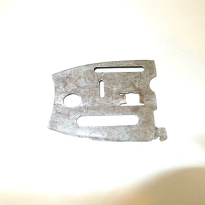 Placa de protección Husqvarna OEM, ventilada, modelos 272 266 61 288 281, #501814801 - Imagen 1 de 2