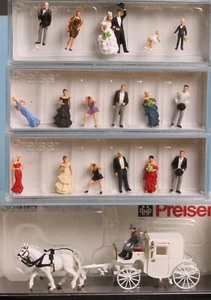 Preiser 10331, 10339, 30495, Spur H0 / Maßstab 1:87, Hochzeitsgesellschaft 3 - Picture 1 of 2