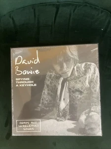 David Bowie - Spying Through A Keyhole - 2019 - 4 X 7" Single Box Set - NEW - Picture 1 of 2