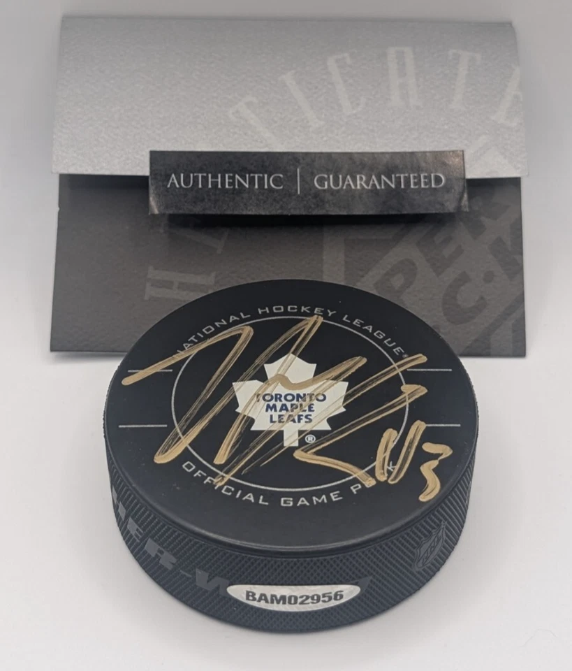 NAZEM KADRI FIRMADO TORONTO HOJAS DE ARCE JUEGO DISCO UDA CERTIFICADO DE AUTENTICIDAD NHL Foto 1 de 4