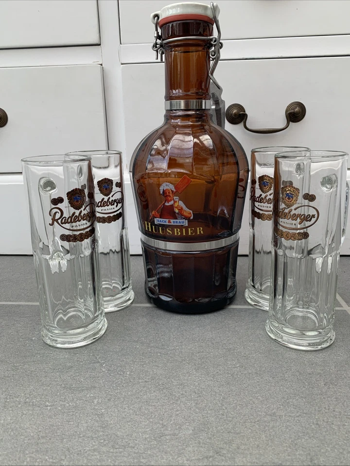 4 x Radeberger Pilsner Bier Glas  0,3l Henkelkrug & 2l Biersiphon Bügelflasche - Bild 1 von 4