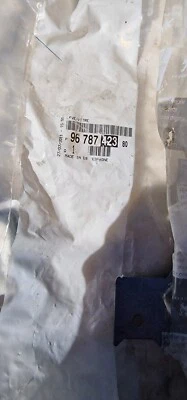 Elevalunas derecho e izquierdo peugeot 5008 Foto 1 de 4