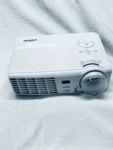 Vivitek D537W DLP Projector WXGA Portable 1080i HD HDMI - Picture 1 of 16
